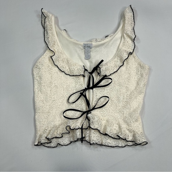 West Of Melrose Tops - Elegant Cream Lace Crop Top with Black Trim